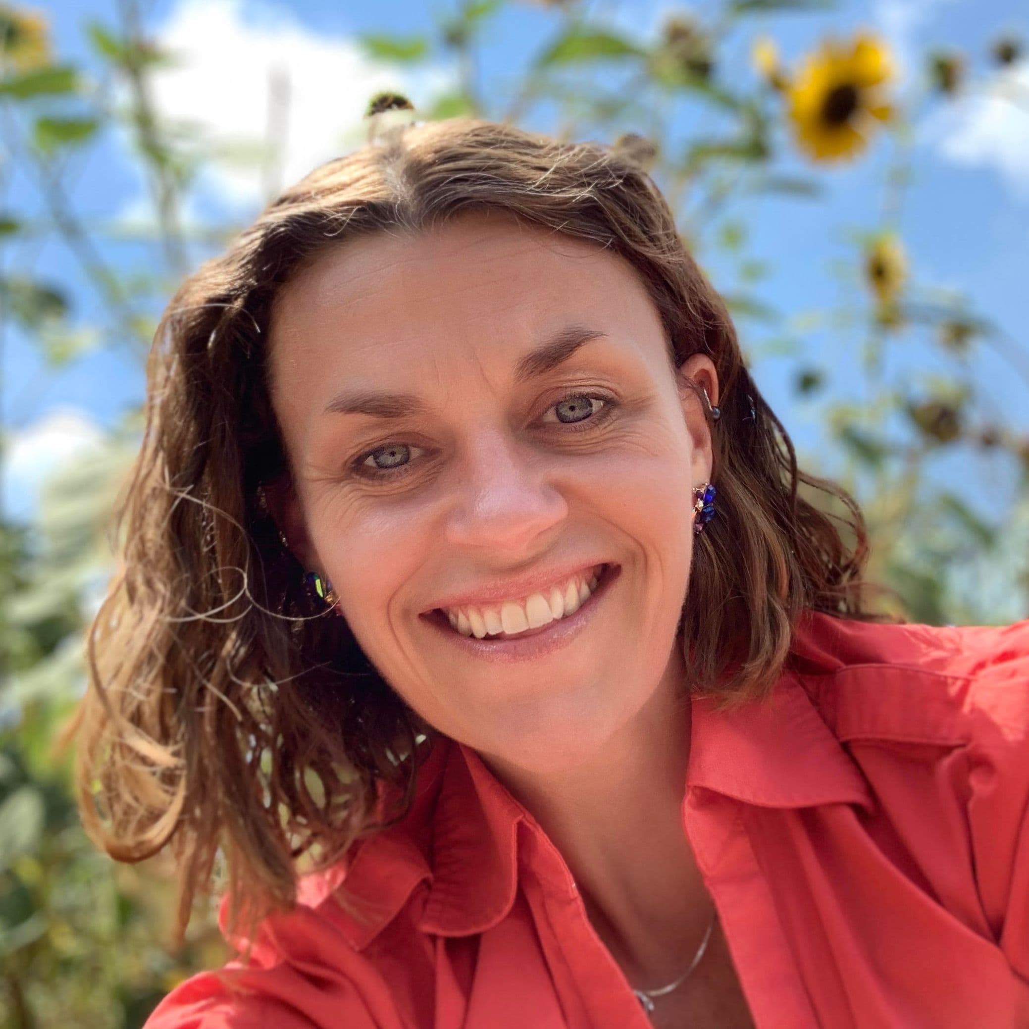 Cat Simmons - Profile Picture