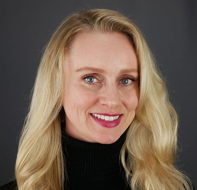 Julia Malkowski - Profile Picture