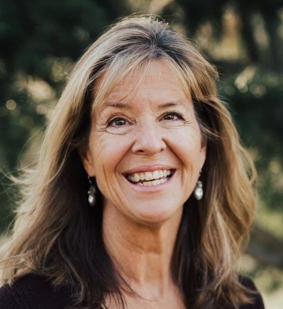 Leslie Stone - Profile Picture
